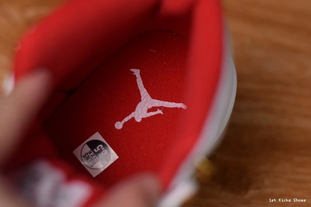 130690- 12 "Fiba" SportInspired Retro 1131 Air (2019) Jordan 0111